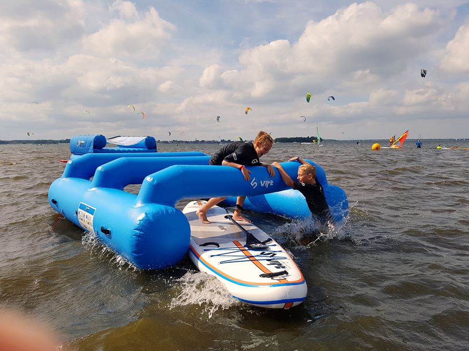 Read more about the article McConks SUP inflatable obstacle course.